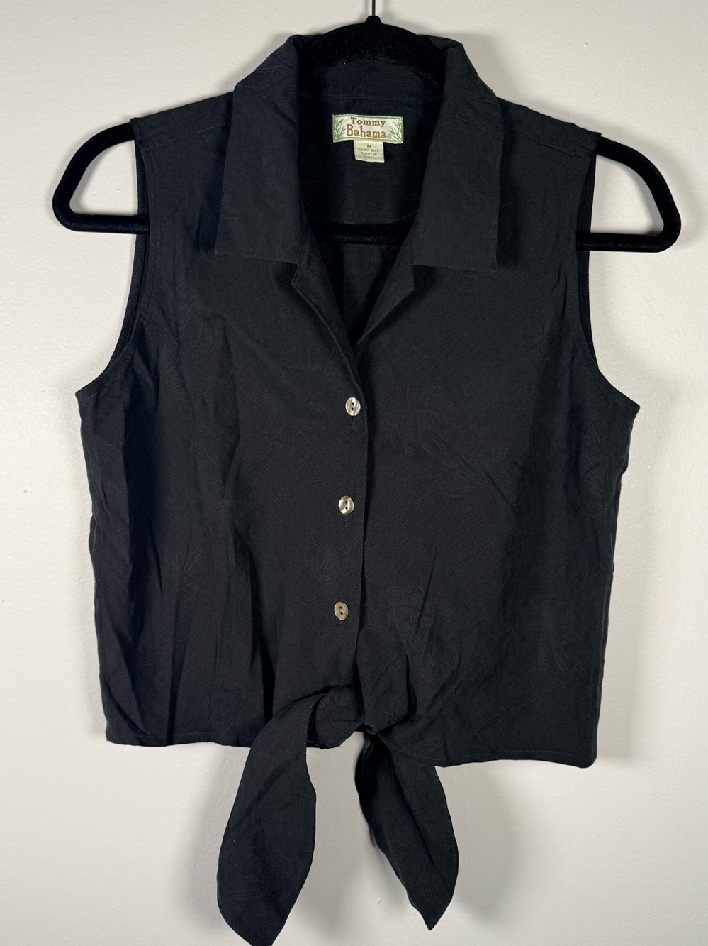 90’s Tommy Bahama Womens Silk Black Sleeveless Tie Front Button Up Shirt Crop